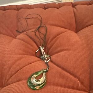 Green and Gold Teardrop Pendant Necklace